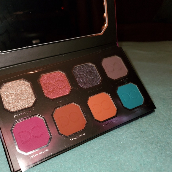 Makeup Lot - Picture 3 of 8